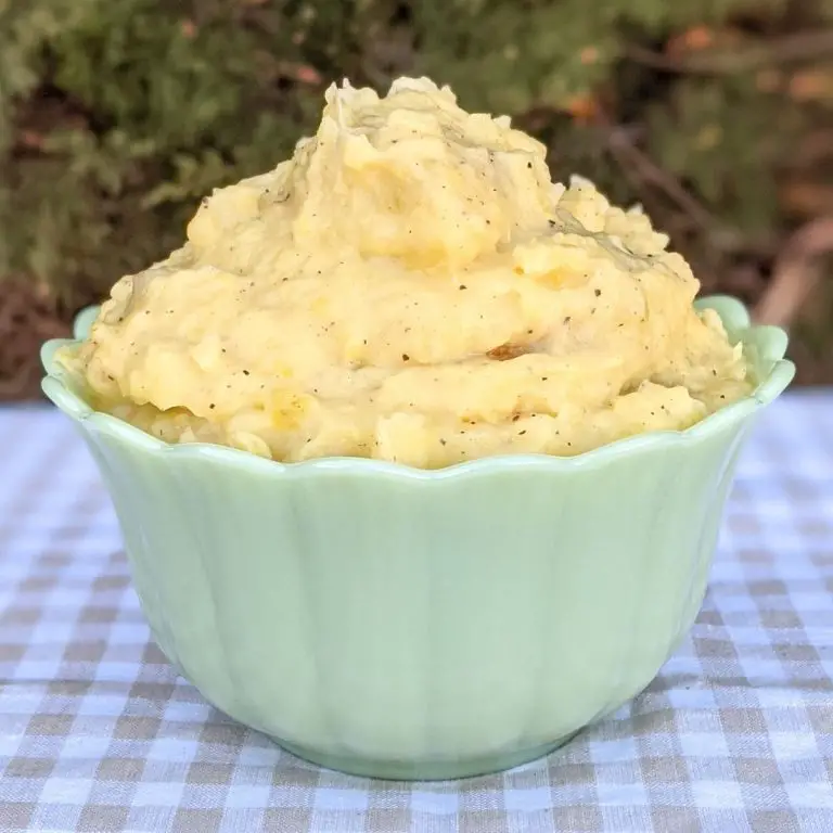 Farmhouse Style Instant Pot Mashed Potatoes