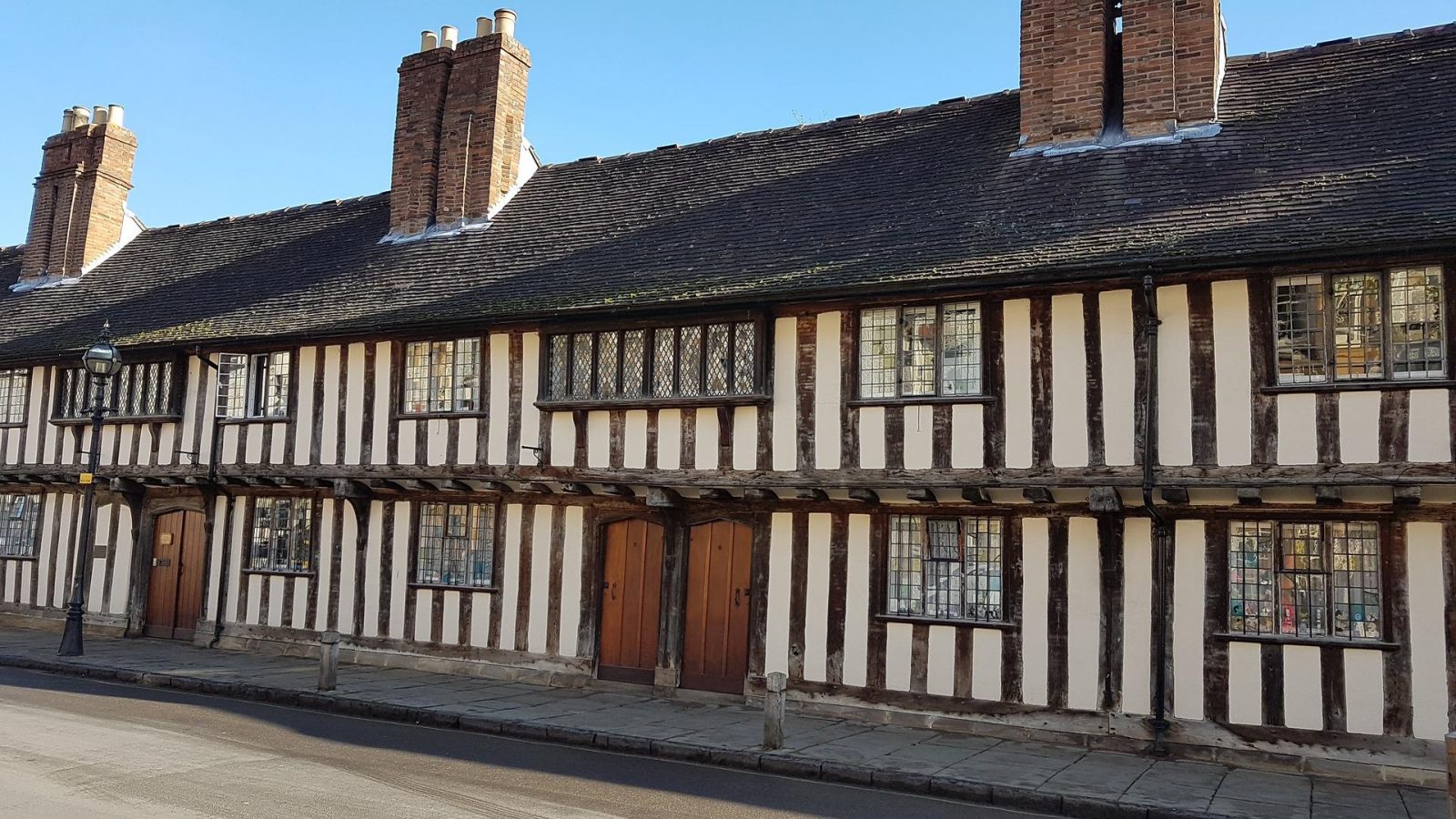 long row of tudor homes